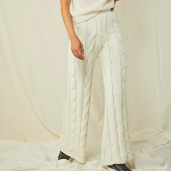 Free People Pants - NWT Free People Cozy Mountain Cable Knit Flare Pants Ivory Heavyweight